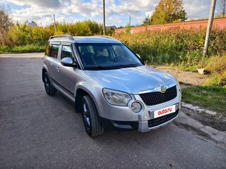 2011 Skoda Yeti I, серый, 850000 рублей, вид 3