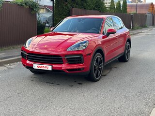 2021 Porsche Cayenne III, красный, 8250000 рублей, вид 2