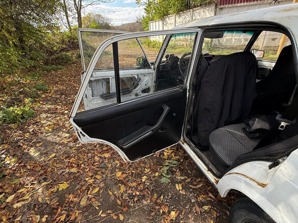 2005 Lada (ВАЗ) 2107, белый, 55000 рублей - вид 17