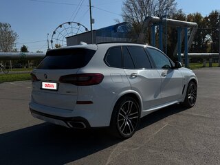 2019 BMW X5 30d IV (G05/G18), белый, 7000000 рублей, вид 5