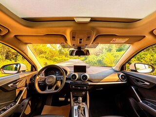 2023 Audi Q2 L 35 TFSI I Рестайлинг, белый, 2090000 рублей, вид 4