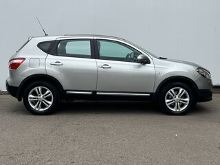 2012 Nissan Qashqai I Рестайлинг, серебристый, 1120000 рублей, вид 4