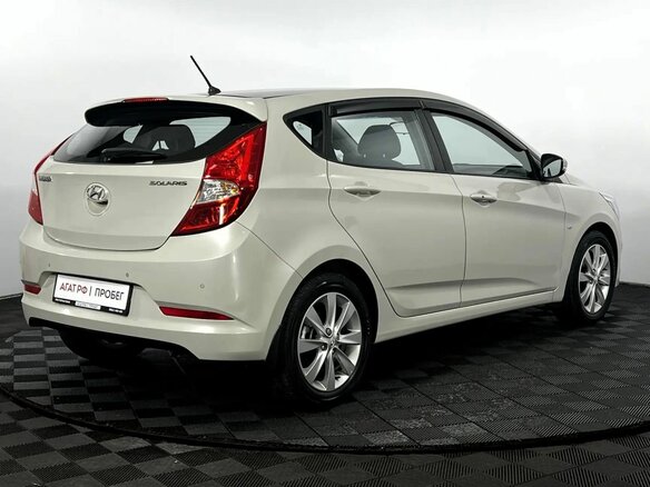 2014 Hyundai Solaris I, бежевый, 1310000 рублей - вид 5