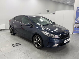 2018 Kia Cerato III Рестайлинг (Classic), синий, 1350000 рублей, вид 3
