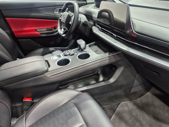 2023 Changan CS55 Plus II Рестайлинг, красный, 2105000 рублей - вид 12