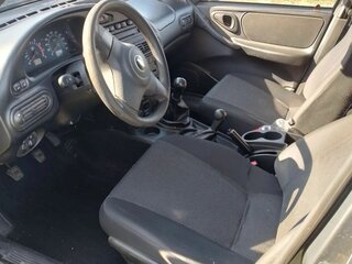 2011 Chevrolet Niva I Рестайлинг, серый, 490000 рублей, вид 3
