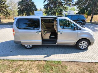 2010 Hyundai Grand Starex I, серый, 1750000 рублей, вид 4