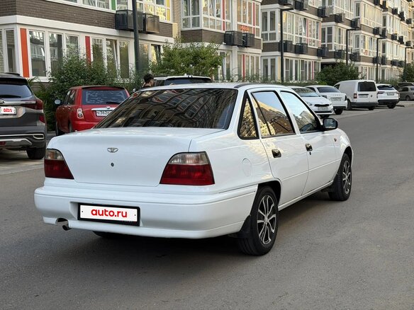 2001 Daewoo Nexia I, белый, 210000 рублей - вид 7