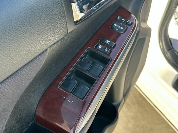 2013 Toyota Camry VII (XV50), белый - вид 12