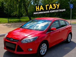 2011 Ford Focus III, красный, 685000 рублей, вид 1