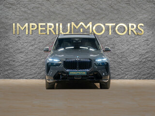 2026 BMW X7 40i I (G07) Рестайлинг, серый, 17690000 рублей, вид 2