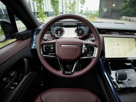 2026 Land Rover Range Rover Sport P400 MHEV III, чёрный, 17700000 рублей, вид 2