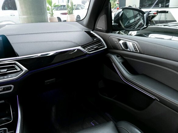 2019 BMW X5 40i IV (G05/G18), чёрный, 7090000 рублей - вид 18
