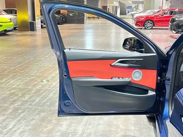 2023 BMW 1 серии 120i III (F52) Рестайлинг, синий - вид 16