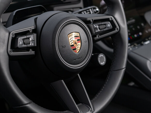 2026 Porsche Cayenne Electric IV, серый, 24490000 рублей - вид 24