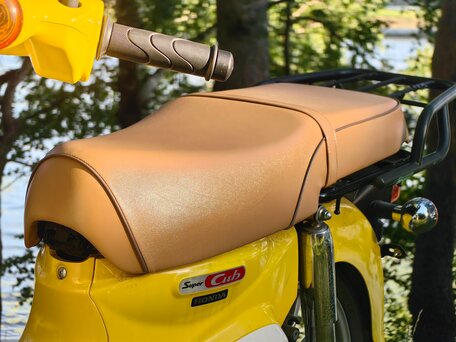 2023 Honda Super Cub, жёлтый, 338000 рублей, вид 4