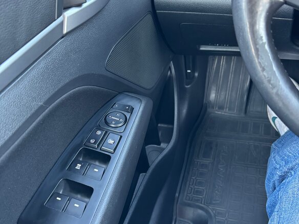 2016 Hyundai Elantra VI (AD), синий, 1320000 рублей - вид 24