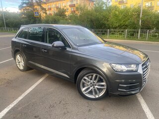 2017 Audi Q7 II (4M), серый, 6700000 рублей, вид 3