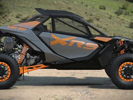 2026 BRP Can-Am Maverick R XRS, серый, 5915000 рублей, вид 2