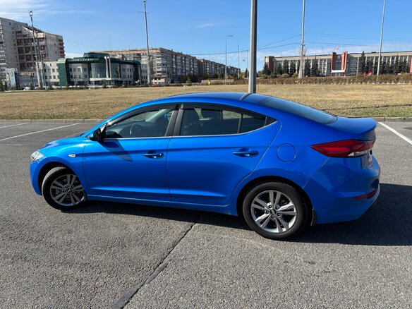 2016 Hyundai Elantra VI (AD), синий, 1320000 рублей - вид 9