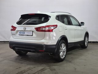 2017 Nissan Qashqai II, белый, 1495000 рублей, вид 5