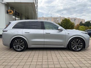 2025 Li Auto (Lixiang) L8 52.3 kWh I Рестайлинг, серебристый, 5355000 рублей, вид 4