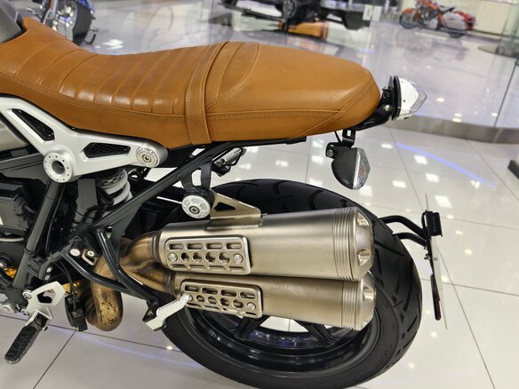 2017 BMW R Nine T Scrambler, серебристый, 1150000 рублей - вид 18