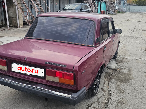 2000 Lada (ВАЗ) 2107, пурпурный, 250000 рублей