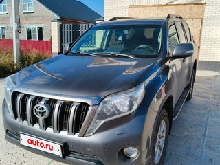 2014 Toyota Land Cruiser Prado 150 Series Рестайлинг 1, серый, 3800000 рублей, вид 1