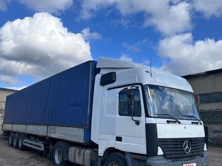1999 Mercedes-Benz Actros, белый, 1600000 рублей, вид 3