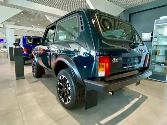 2025 Lada (ВАЗ) Niva Legend Sport I, зелёный, 1734000 рублей - вид 3