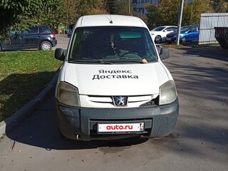 2008 Peugeot Partner, белый, 230000 рублей, вид 1