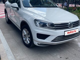 2015 Volkswagen Touareg II Рестайлинг, белый, 2950000 рублей, вид 1