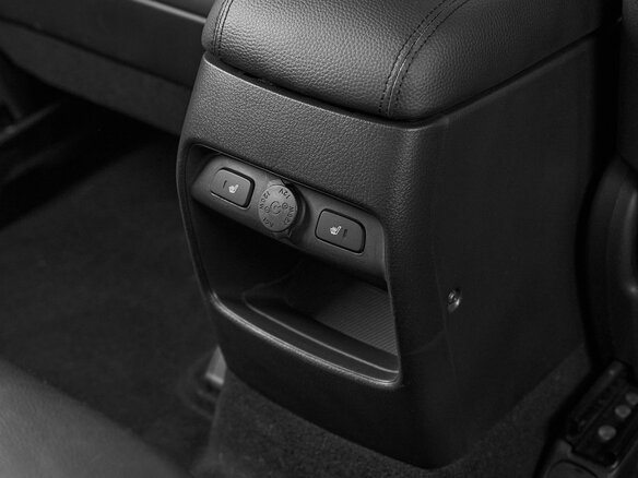2014 Kia Sorento II Рестайлинг, белый, 1449000 рублей - вид 21