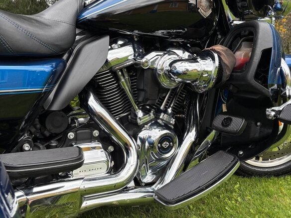 2018 Harley-Davidson Tri Glide, синий, 2550000 рублей - вид 11