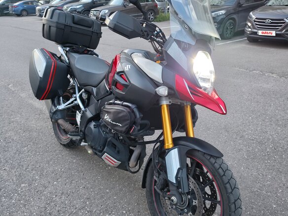 2014 Suzuki V-Strom 1000, красный, 800000 рублей