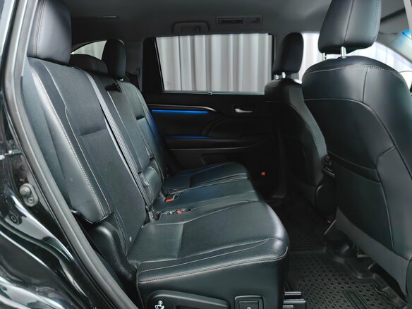 2014 Toyota Highlander III (XU50), чёрный, 2686000 рублей - вид 9