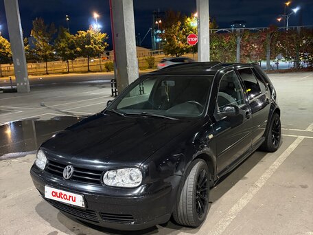 2001 Volkswagen Golf IV, чёрный, 298000 рублей, вид 4