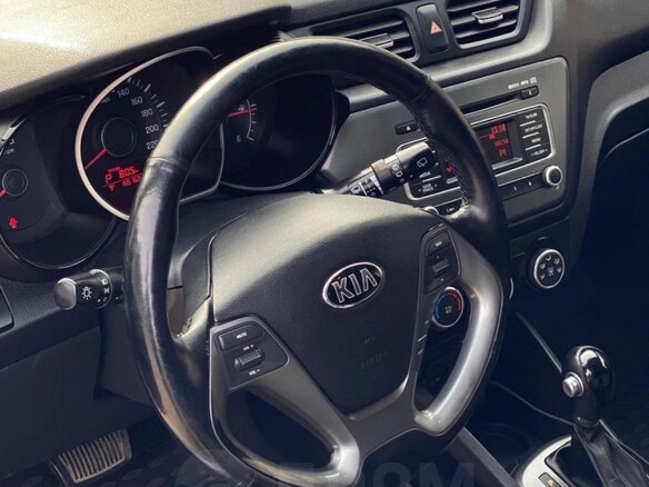 2016 Kia Rio III Рестайлинг, серебристый, 970000 рублей - вид 6