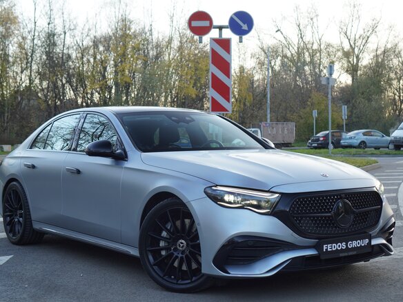 2024 Mercedes-Benz E-Класс 300 VI (W214, S214), серебристый, 8500000 рублей - вид 2