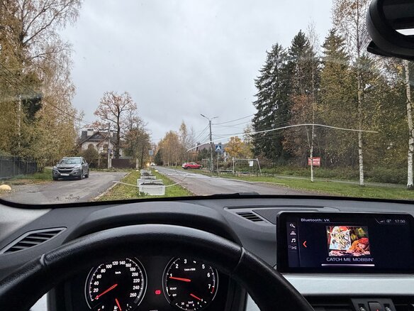 2020 BMW X1 20i xDrive II (F48) Рестайлинг, синий, 3200000 рублей - вид 7