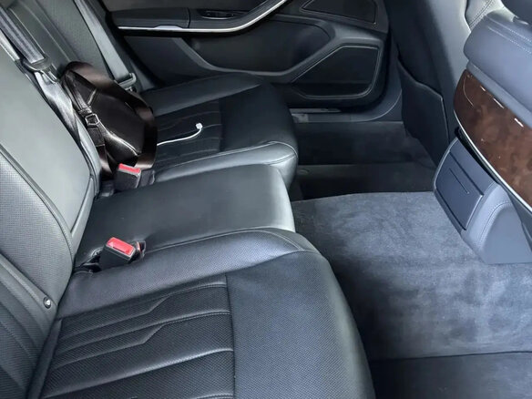 2020 Audi A8 45 TDI IV (D5), чёрный, 6650000 рублей - вид 17