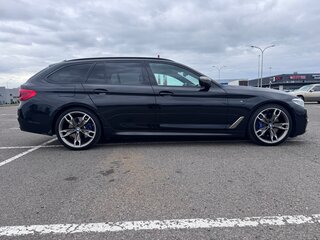 2018 BMW 5 серии M550d xDrive VII (G30/G31/G38), чёрный, 3315000 рублей, вид 1