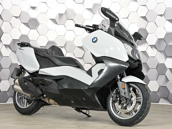 2016 BMW C 650 GT, белый, 669000 рублей