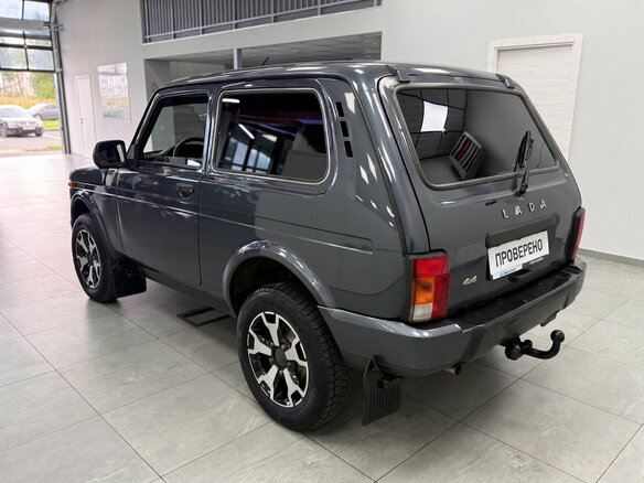 2020 Lada (ВАЗ) 2121 (4x4) Urban I Рестайлинг (2020), серый - вид 3