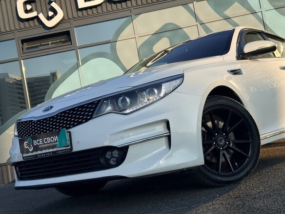 2017 Kia Optima IV, белый, 1630000 рублей - вид 9