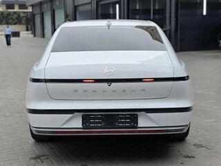 2026 Hyundai Grandeur VII, белый, 6700206 рублей, вид 4