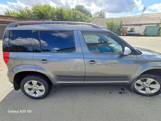2014 Skoda Yeti I Рестайлинг, серый, 1200000 рублей, вид 1