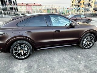2020 Porsche Cayenne Coupé III, коричневый, 9199999 рублей, вид 4