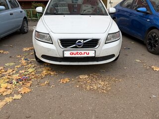 2011 Volvo S40 II Рестайлинг, белый, 850000 рублей, вид 2